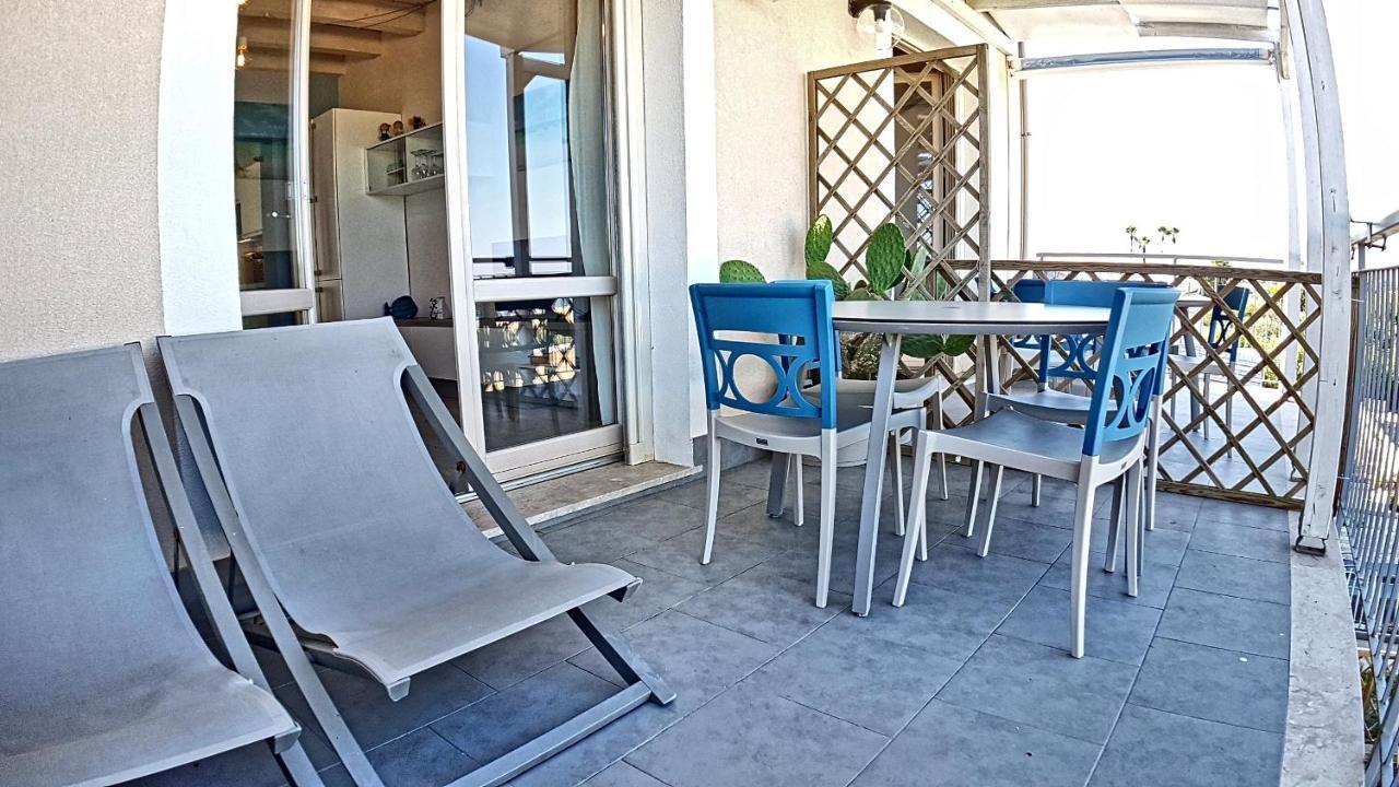 Asinaro Residence - Fronte Mare Calabernardo Exterior foto